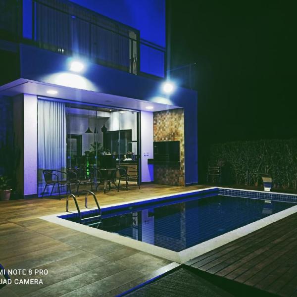 Casa alto padrão Capitólio Lago Vitória 105