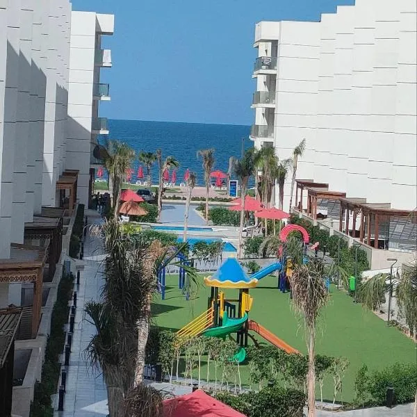 Porto Said chalet شاليه بورتو سعيد ثلاث غرف, hotel v destinaci Port Said