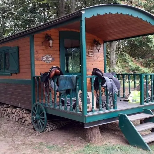 La Roulotte du Moulin de Rebets, hotel em Saint-Denis-le-Thiboult