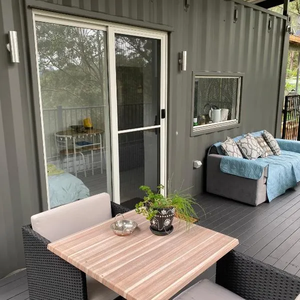 424 Trees Tiny Home, hôtel à Tallebudgera