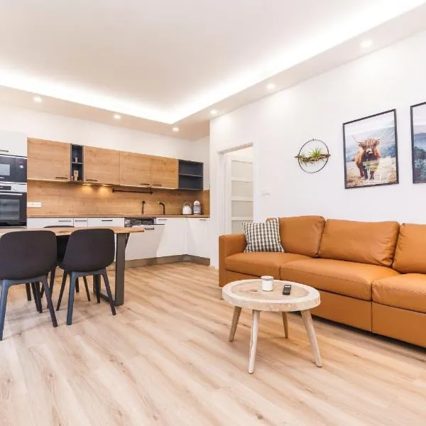 Apartmán SKI Plešivec, hotell i Abertamy