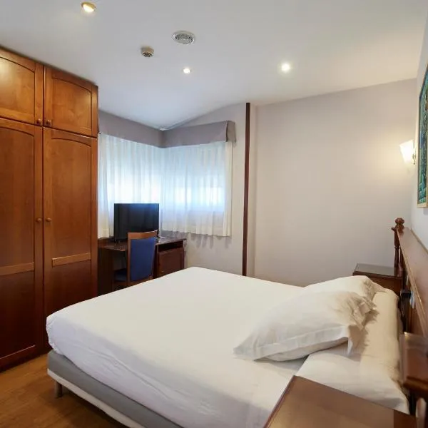 Hotel Villalegre, hotel v destinaci Avilés