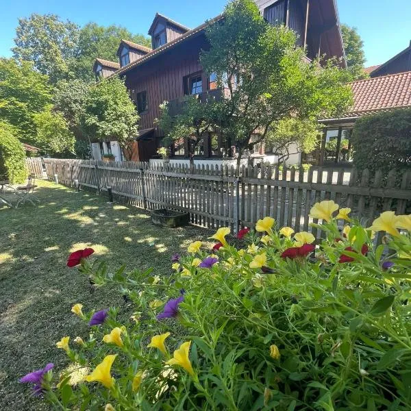Hotel Schrenkhof, hotel v destinaci Unterhaching