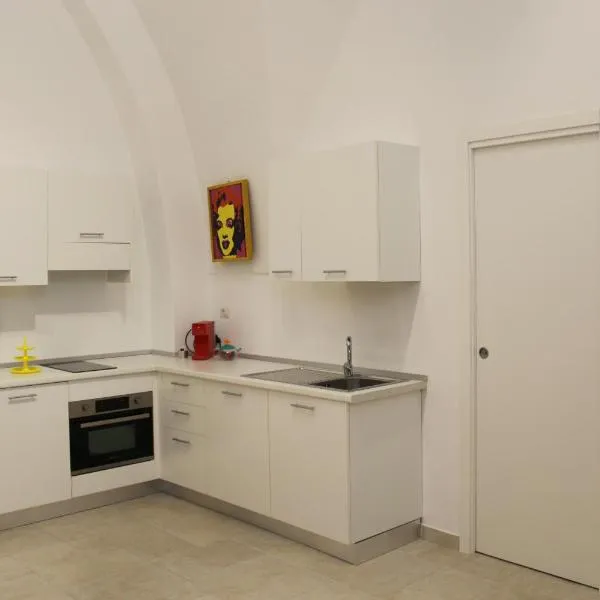 B&b Bianco Apartments, hotel v destinaci Orta Nova