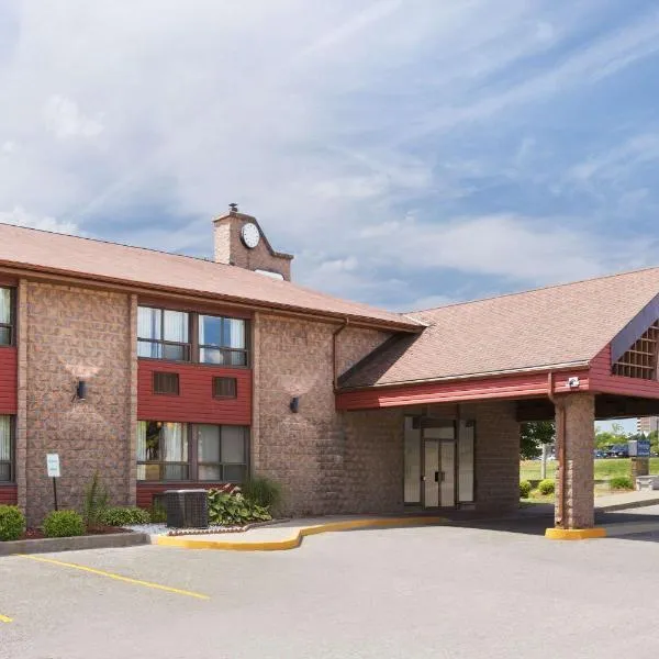 Travelodge by Wyndham Barrie, hotel in Barrie