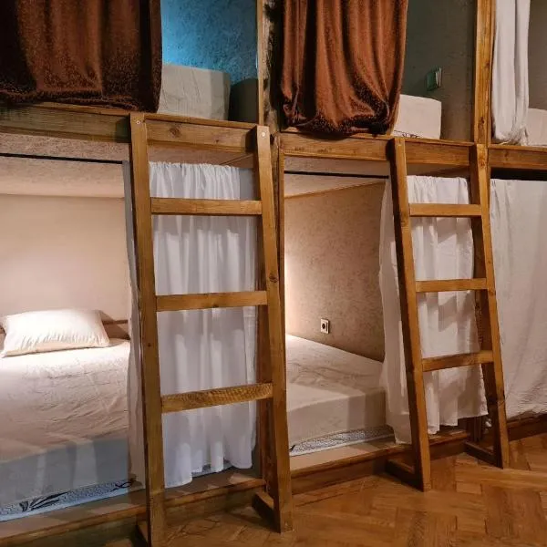 Benevo Hostel, hotel en Tiflis