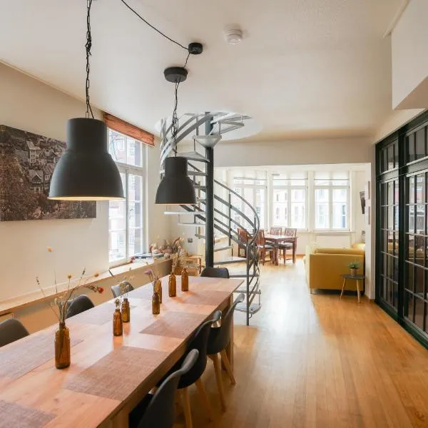 LOFT13 Traumhafte Wohnung mit Terrasse für 8 Gäste, hotel sa Monschau