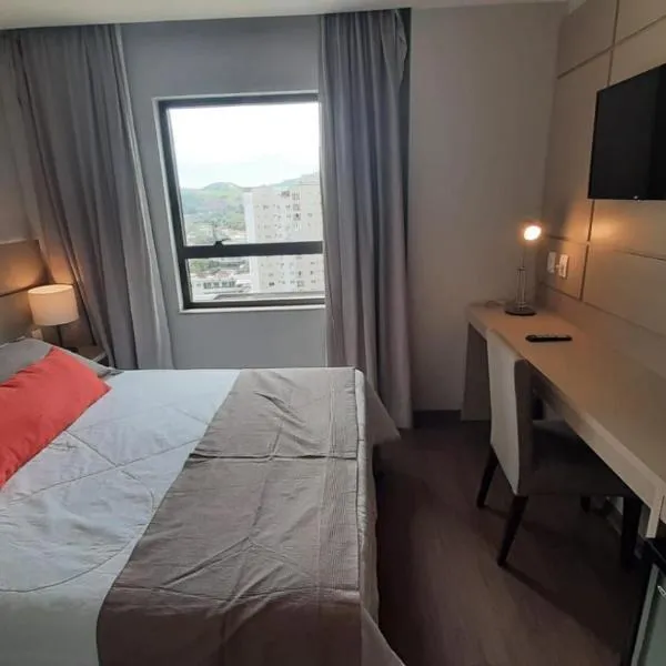 Flat 808 moderno e privilegiada localização no Centro, hotell sihtkohas Três Rios