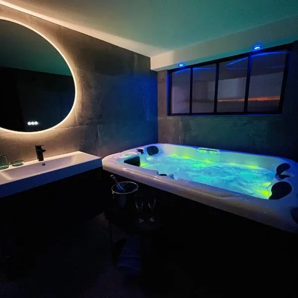 Spa & vue Mer - Les Ô de Bandol, hotel i Bandol