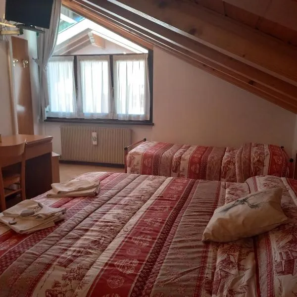 B&B Piazzi di Katia, отель в городе Кадерцоне