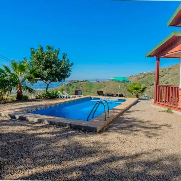 House with Private Pool (Aries), hotel u gradu Arenas