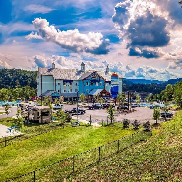 The Lodge at Camp Margaritaville, hotel in Caton