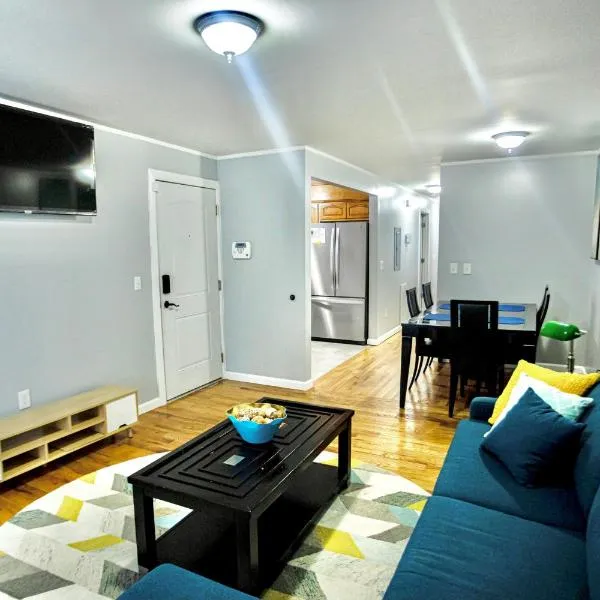 Urban Oasis Spacious 3BR 2BA Patio Near NYC EWR American Dream Mall, hotel in Newark