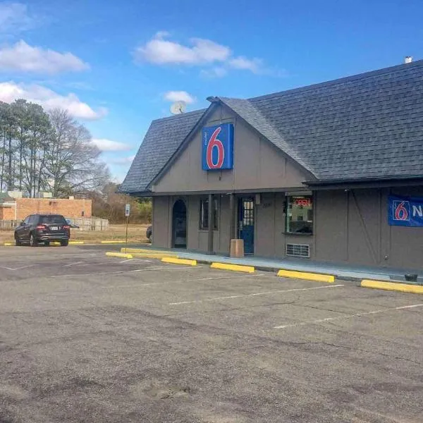 Motel 6 Newport News, VA – Fort Eustis, hotel v destinaci Newport News