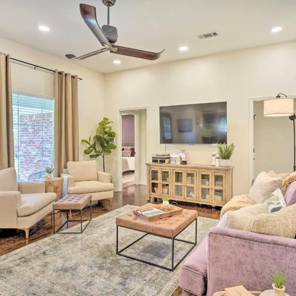 Charming Baton Rouge Retreat about 3 Mi to LSU!, hotel v destinaci Baton Rouge