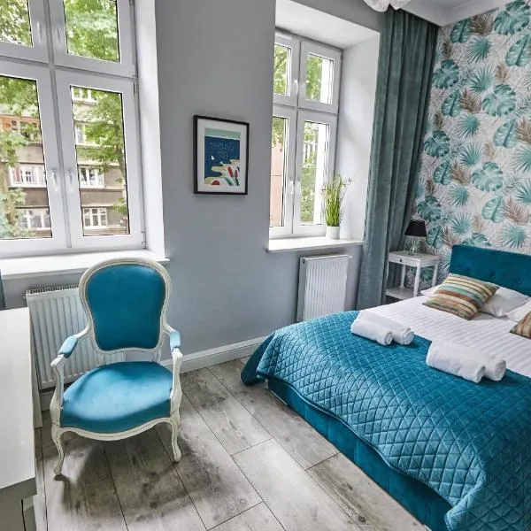 Niebieski Apartament DE LUX dla 4 osób Chorzów Katowice, Hotel in Chorzów