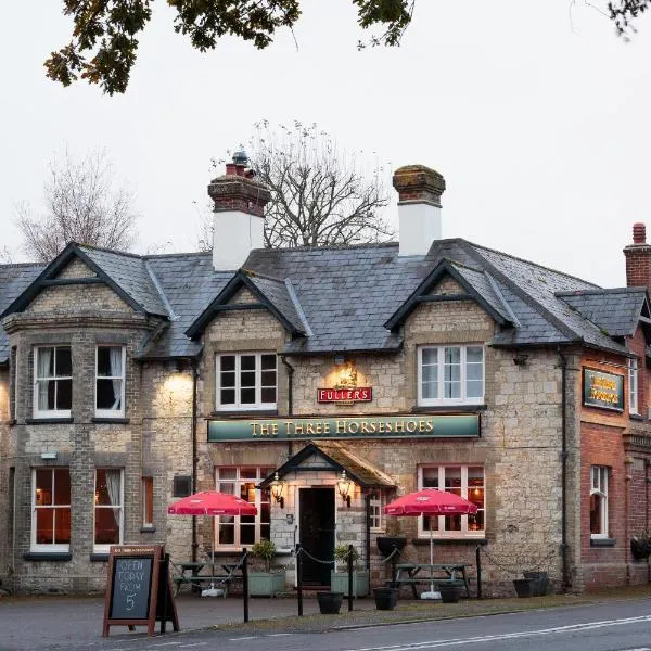 The Three Horseshoes East Worldham, hotel em Alton