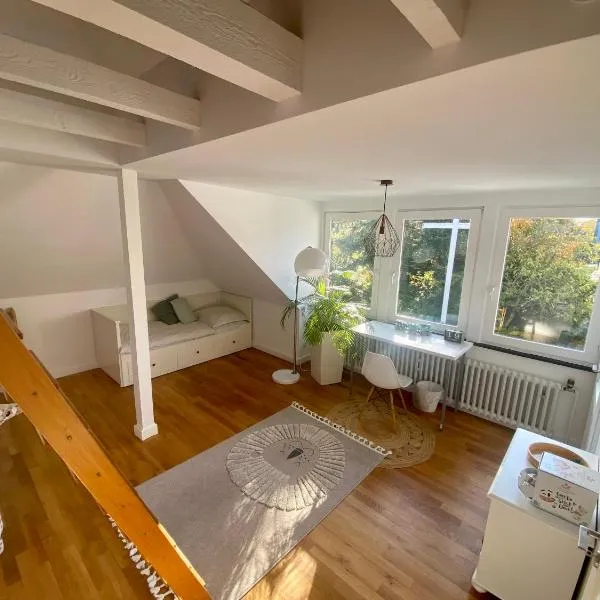 (Messe)Zimmer mit Bad und Ankleideraum + Parkplatz, hotel v destinaci Düsseldorf