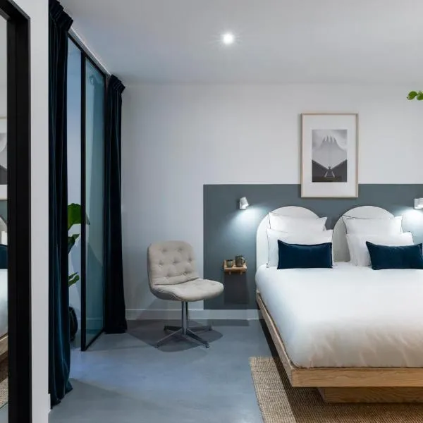 Baba Hotel, hotel Párizsban