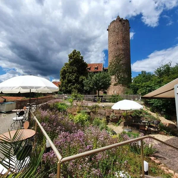 Hotel & Café Schachtenburg, hotel di Angersbach