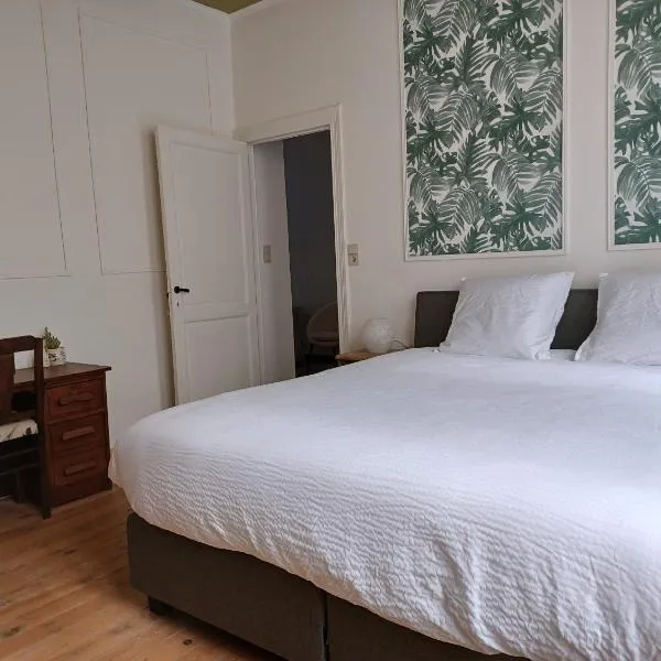 De Galerie - green leaves, hotel v destinaci Ieper