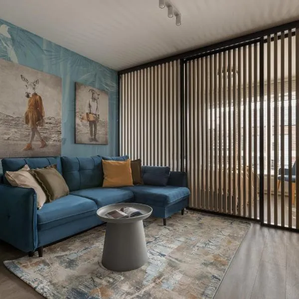 Glow Apartments, Gdańsk Śląska 12, hotel in Gdańsk