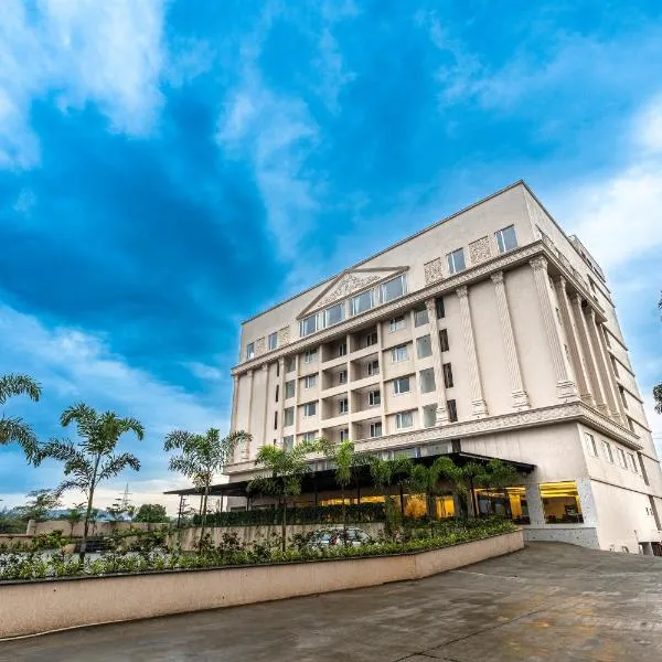 Mastiff Grand The Sia Palace Suites & Banquets, Khopoli, Near Imagica, hotel v destinaci Khopoli