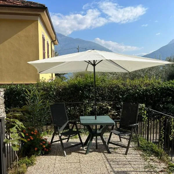 LakeView LakeComo, CIPRESSO 7, 4Seasons, Terrace, 30m to Lake! by STAYHERE-LAKECOMO, hotel in Acquaseria