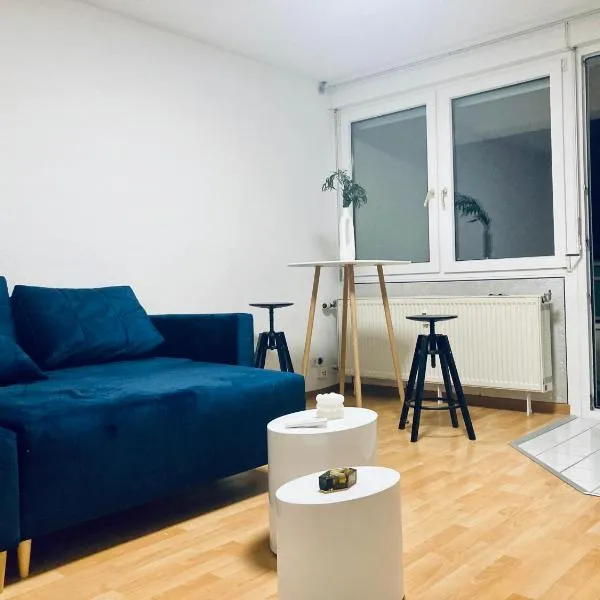 오버우어젤에 위치한 호텔 Taunus top floor Balkon Altstadt Messe Frankfurt 10 min