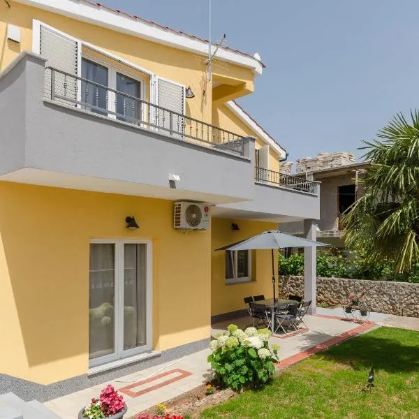 Apartment Tarle, hotel in Vodice