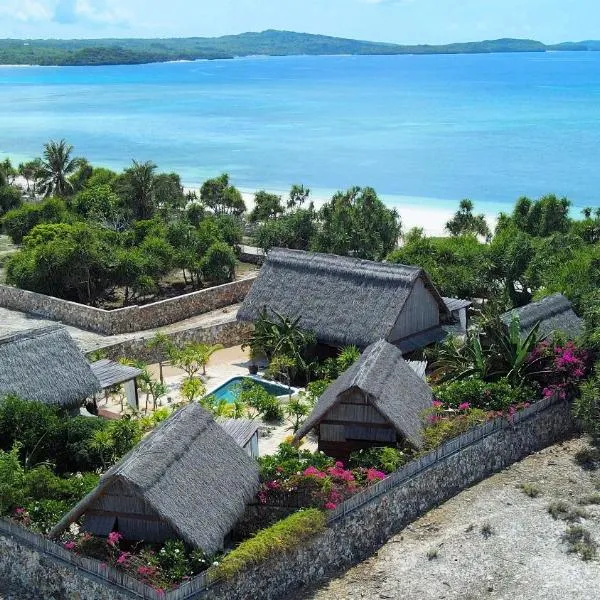 Loedi Bungalows Rote, hotel in Nembrala