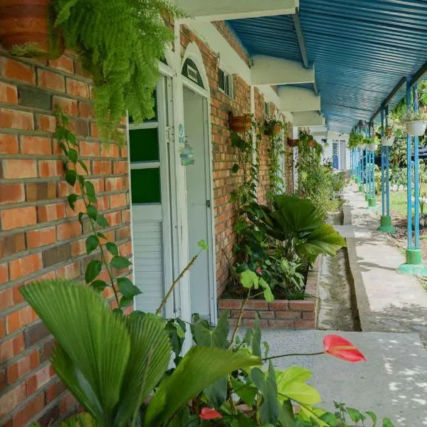 Club Campestre Manantial, hotel u gradu Medina