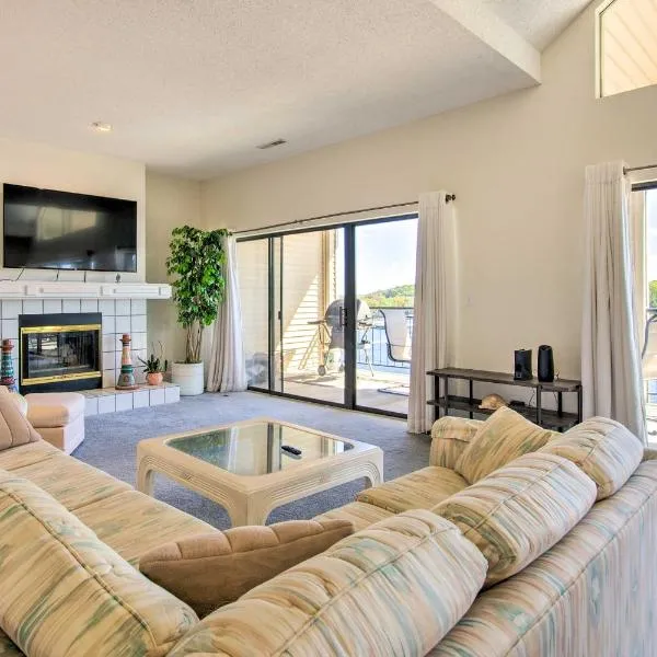 Waterfront Condo with Resort Perks in Lake Ozark!, hotel in Lake Ozark