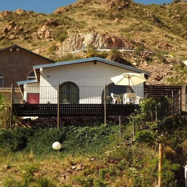 Cabaña Club Nautico Los Reyunos, hotel en San Rafael