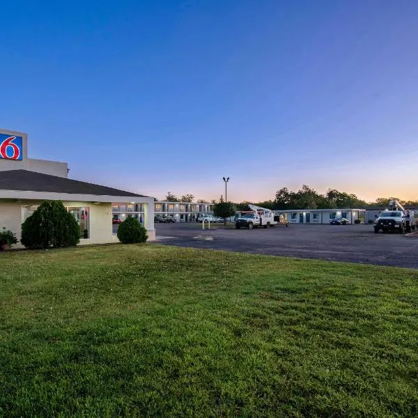 Motel 6-Sulphur Springs, TX, Hotel in Sulphur Springs