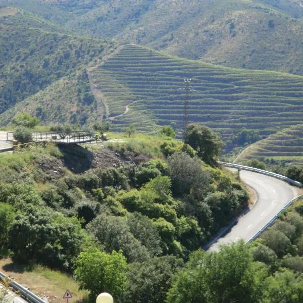 HI Vila Nova de Foz Coa - Pousada de Juventude، فندق في فيلا نوفا دي فوز كوا