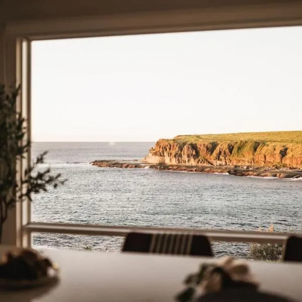 42 Loves Bay 5 Bedroom Sea cliff View House with Pool, מלון בקיאמה