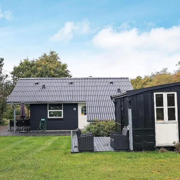 8 person holiday home in Skals, hotel in Sundstrup