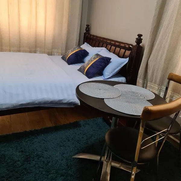 Unia fancy flats - studio apartment two, hotel in Kampala