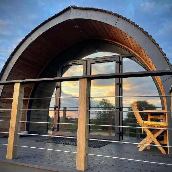 Hood Lane Farm - The Pod - Luxury Glamping Holiday Lodge, hotel v destinaci Arley