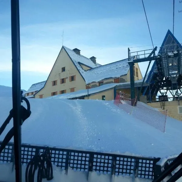 Alberg Núria Xanascat, hotel v destinaci Queralbs