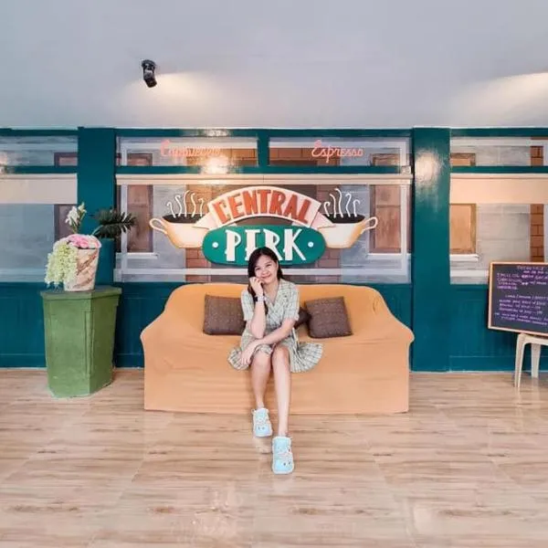 25th RESIDENCES- LACSON BACOLOD, hotel v destinaci Bacolod