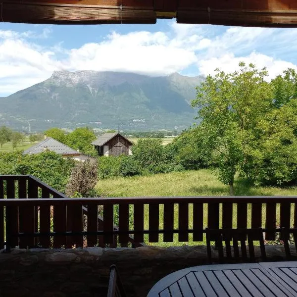 Gite Le Chamoyard, hotel em Chamoux-sur-Gelon