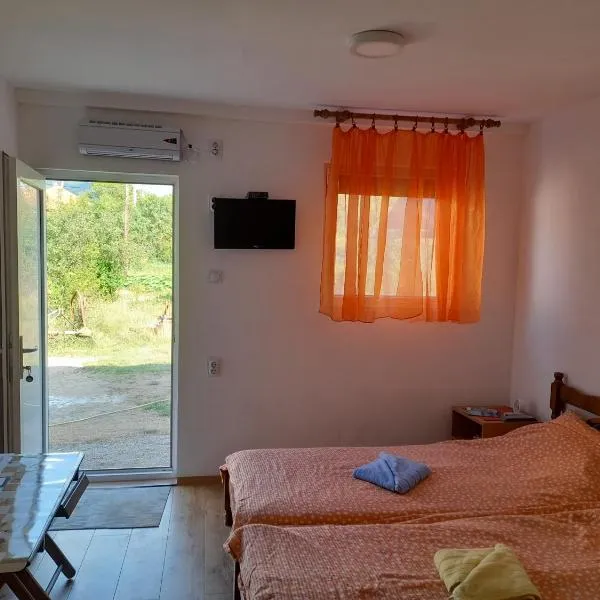Stefanović - Studio 1, hotel v destinaci Inovo