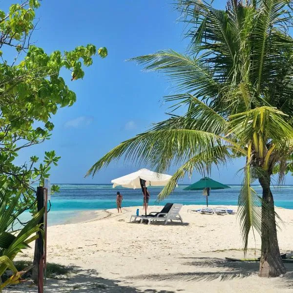 TravelRim Maldives, hotel in Dhiffushi