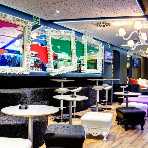 Urban Youth Hostel, hotel ve Valencii