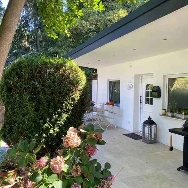 Boardinghouse Meerbusch, Ihr privater Bungalow, nahe Messe Düsseldorf, hotel in Meerbusch