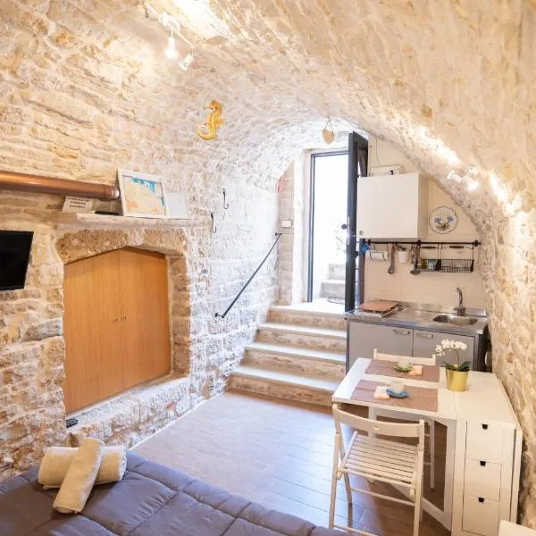 Piccola Pietra Bianca, hotel a Giovinazzo