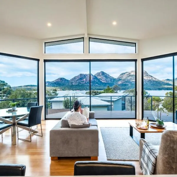 At The Bay, hotel in Coles Bay