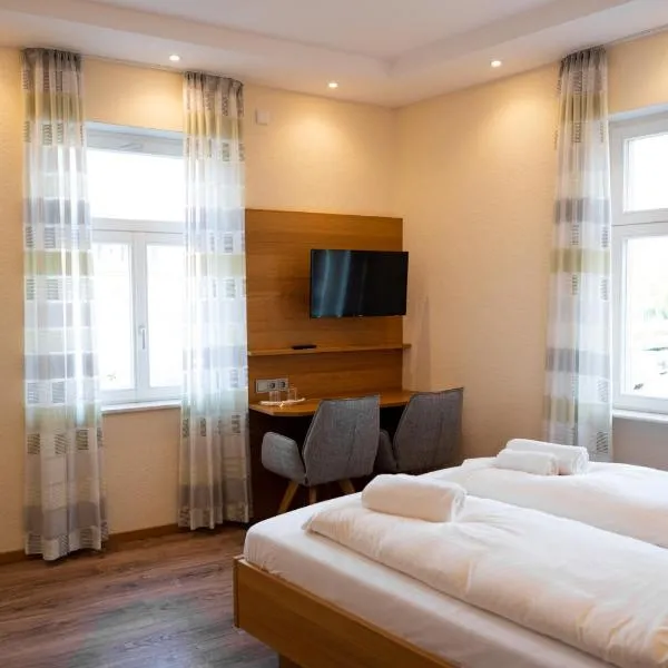 Gasthause Zur Krone Hotel, hotel in Leimen